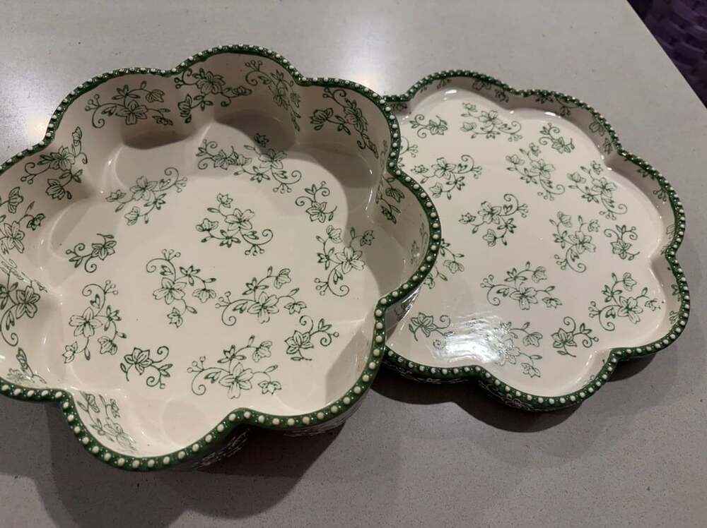 Temp-tations Floral Lace Green Flower Bakeware